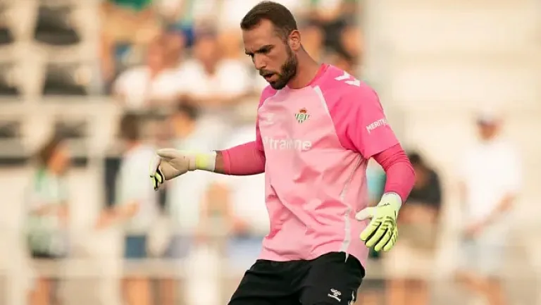 Голкипер Пау Лопес готов к возвращению в стартовый состав «Бетиса»