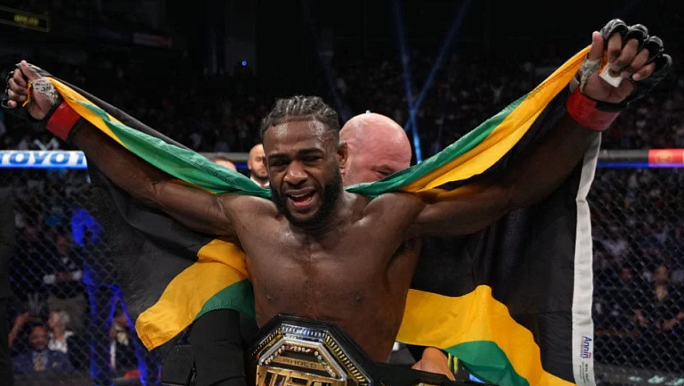 Стерлинг рассказал, какой боец может составить конкуренцию Топурии