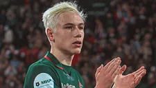 Батраков рассказал о своей коллекции кроссовок и назвал любимую модель