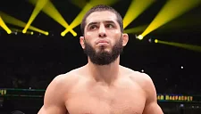 Ислам Махачев готов к бою с Илией Топурией и Джека Маддалены