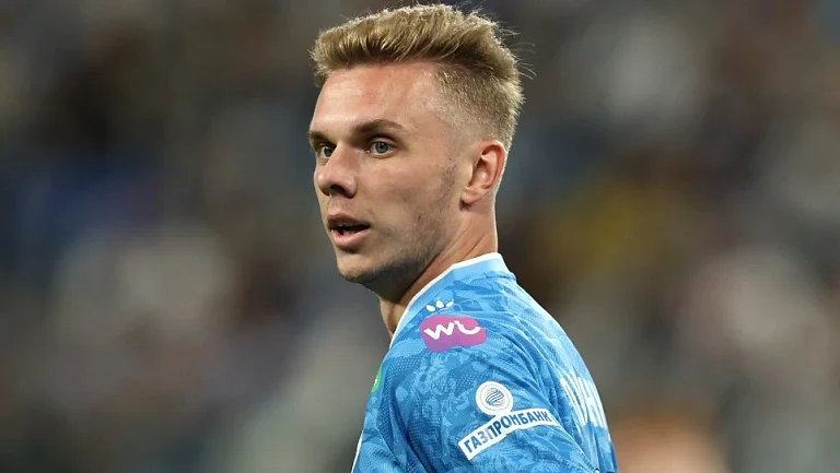 Семшов отметил, что у Глушенкова есть шансы стать лидером «Зенита»