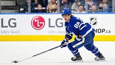 НХЛ хочет наказать игрока «Торонто» за неприличный жест в камеру во время матча