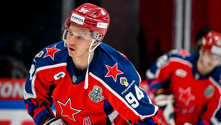 В КХЛ высказались об отстранении игрока ЦСКА Каменева из-за допинга