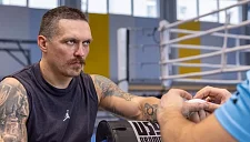 Эдди Хирн оценил шансы в реванше Усика и Дюбуа