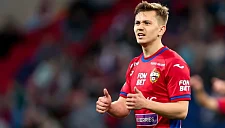 ЦСКА объявил о продлении контракта с Иваном Обляковым