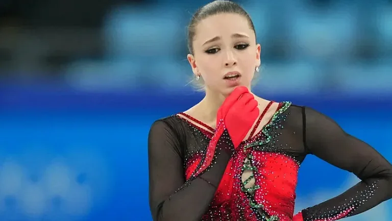 ISU лишил Камилу Валиеву золота ЧЕ‑2022 — медаль перешла к Щербаковой