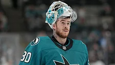 Аскаров сделал 37 сейвов и помог «Сан-Хосе» победить «Флориду»