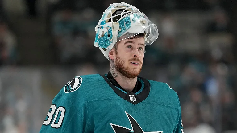 Аскаров сделал 37 сейвов и помог «Сан-Хосе» победить «Флориду»