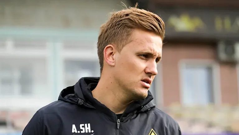 Григорян о Шпилевском: «Я вижу пустые глаза у футболистов Пари НН»