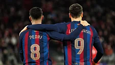 Педри и Левандовски не поедут на вручение «Золотого мяча»