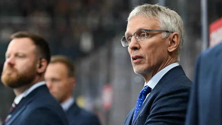 Плющев описал стиль работы тренера СКА Игоря Ларионова