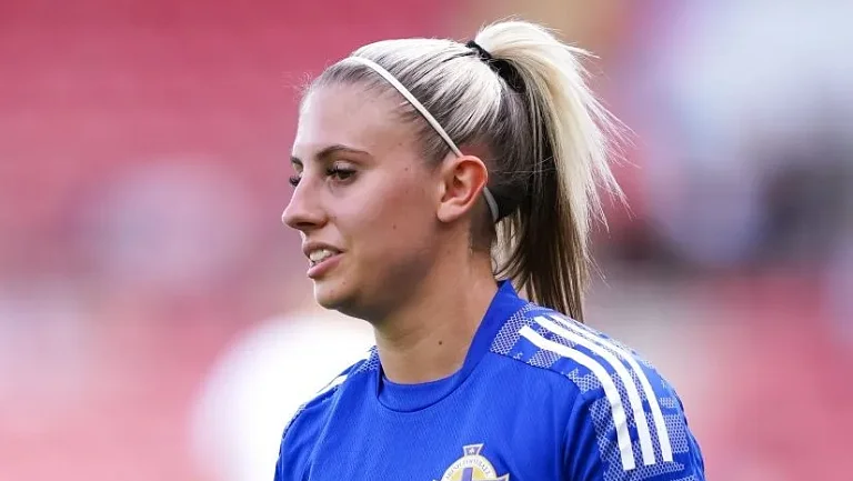 Келси Берроуз получила дисквалификацию за нападение на судью