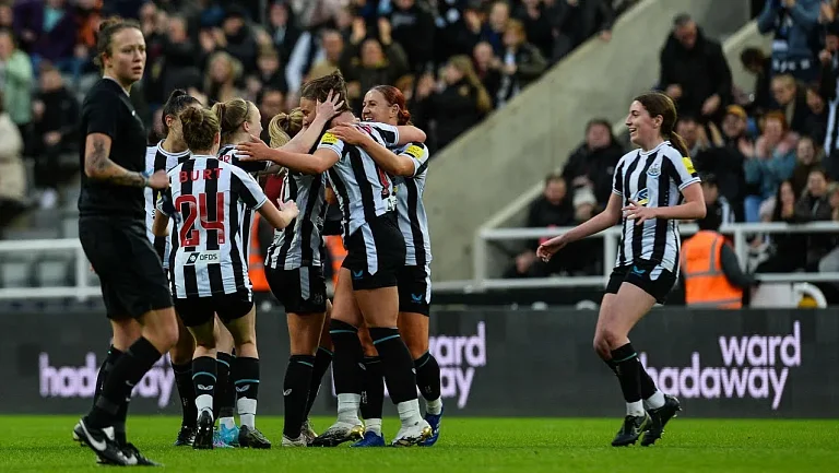 Женский «Понтеланд Юнайтед» сыграл вничью с «Ньюкасл Юнайтед».