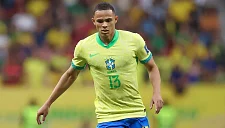 «Милан» охотится за топ-игроками на флангах: Вандерсон в приоритете