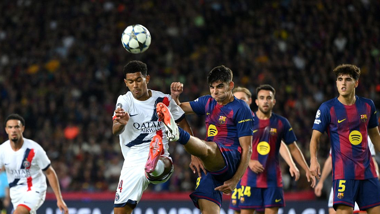 ПСЖ вырвал победу в концовке матча Лиги чемпионов с «Барселоной»