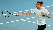 Отец Зверева при всех высмеял теннисиста во время полуфинала Australian Open