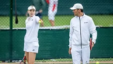 Тренер Рыбакиной вернул право работать на турнирах после успешной апелляции