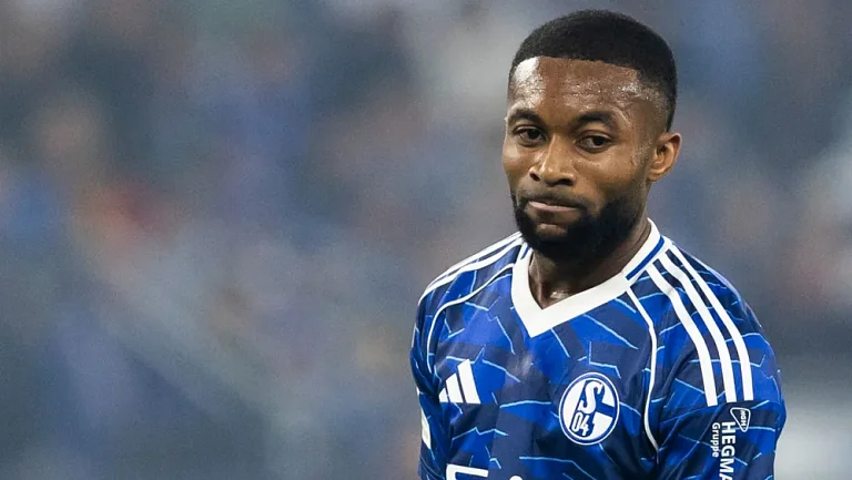 «Шальке» рассматривает будущее Муссы Силлы