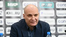 Андрей Разин объяснил ротацию в «Металлурге»: «Это кнут для игроков»