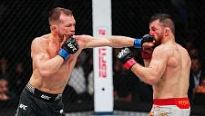 Опубликованы фото судейских записок поединка Пётра Яна и Двалишвили на UFC 323