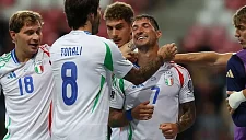Италия вышла на второе место в группе и рвется на ЧМ