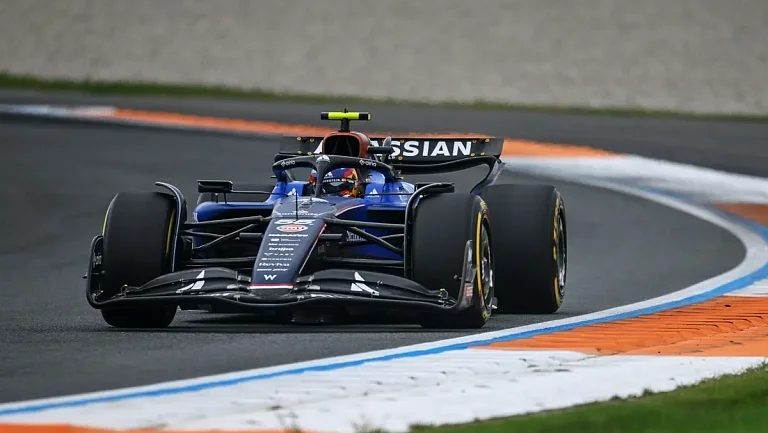 Williams добилась отмены наказания Сайнса после пересмотра эпизода