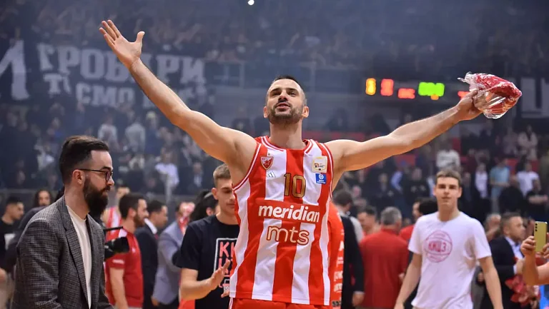 Бранко Лазич покидает «Црвену Звезду» после 14 сезонов