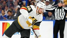 Шайба Барбашёва не спасла «Вегас» от поражения в домашнем матче с «Далласом»