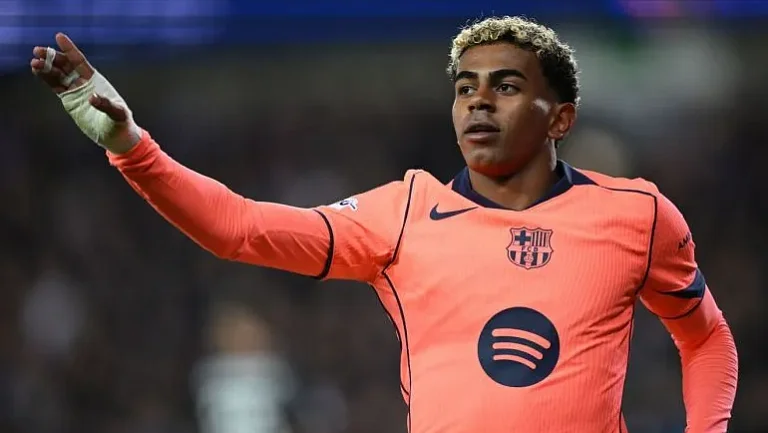 Луис де ла Фуэнте должен вызвать Ямаля на игры сборной Испании