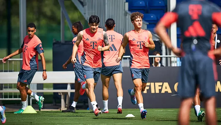 Венсан Компани ведет «Баварию» к победе в матче против «Бенфики»