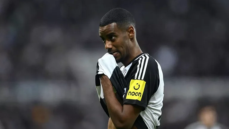 Исак не хочет играть за «Ньюкасл», даже если останется в клубе