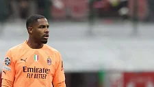 «Челси» и «Милан»: задержка в переговорах по трансферу Меньяна