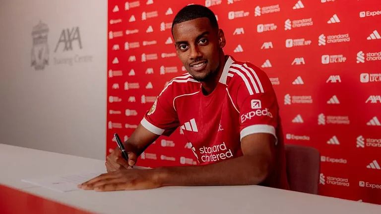 Александер Исак установил антирекорд в составе «Ливерпуля»
