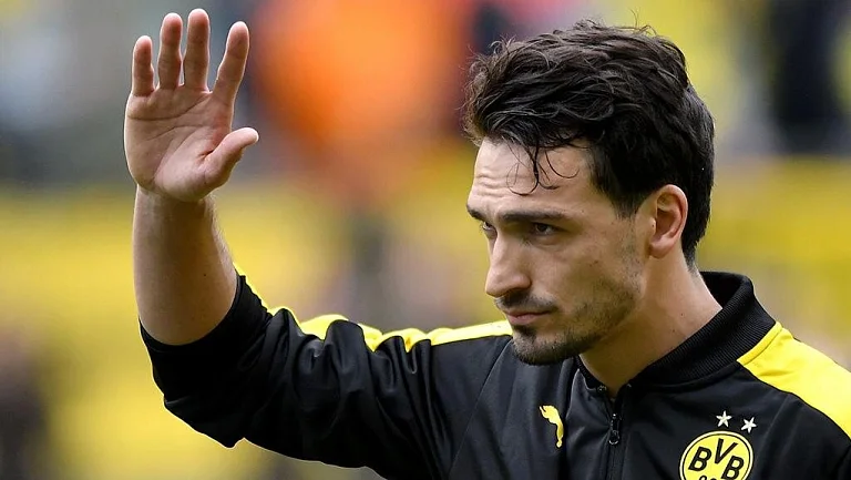 Хуммельс покинул поле на 18-ой минуте в своей прощальной игре за Боруссию