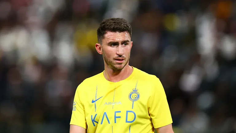 Контракт с «Аль-Насром» тормозит переход Лапорта