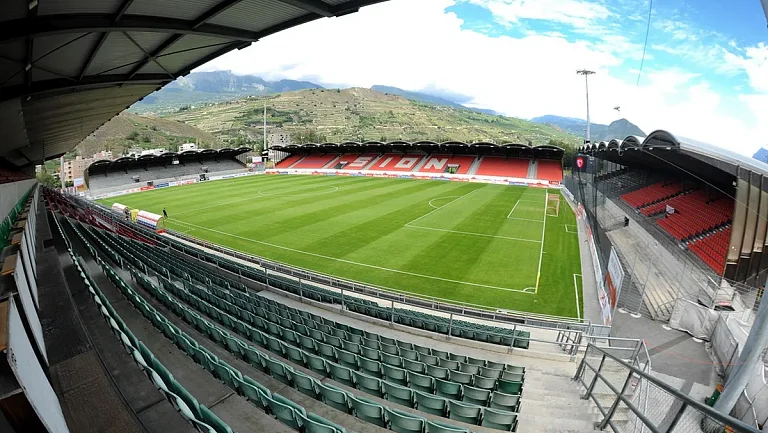 «Сьон» готов предоставить стадион для матчей российских команд