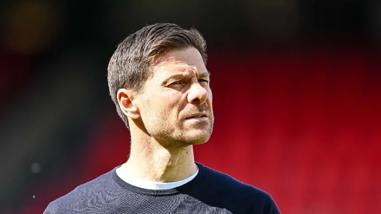 Хаби Алонсо о победе «Реала» вдесятером и красной карточке Асенсио