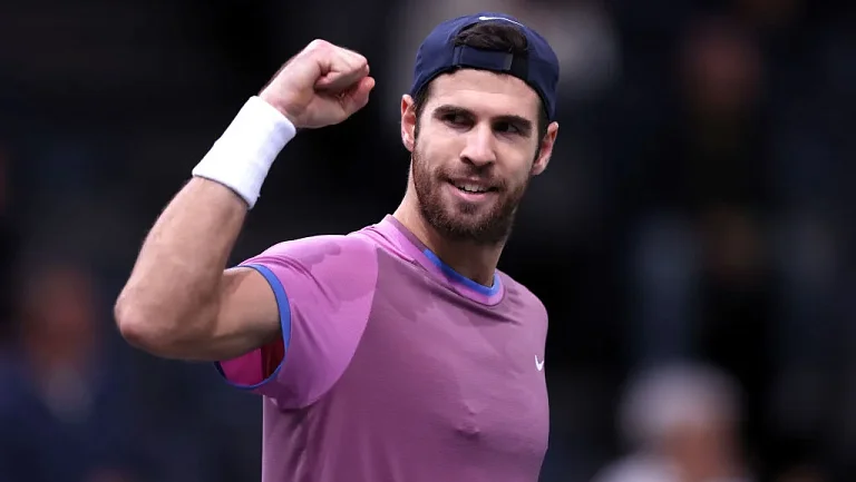 Теннисист Хачанов прокомментировал своё снятие с турнира в Афинах