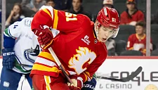 Матвей Гридин был включен в состав «Калгари» на старте сезона НХЛ