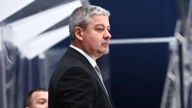 Леонид Тамбиев рискует потерять пост главного тренера «Адмирала»