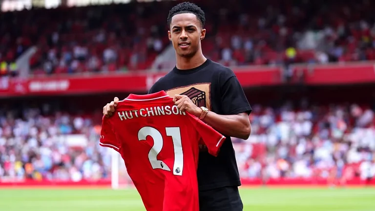 «Ноттингем Форест» исключил Хатчинсона из заявки на ЛЕ