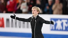 Малинин тренирует пятерной прыжок