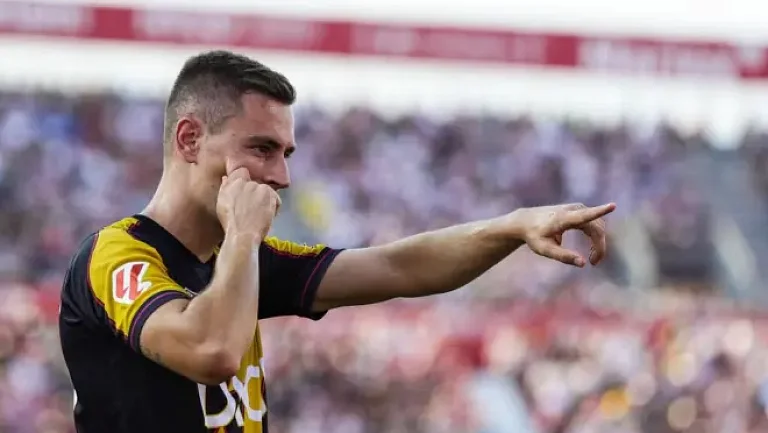 «Райо Вальекано» отказался продавать Де Фрутоса за €12 млн