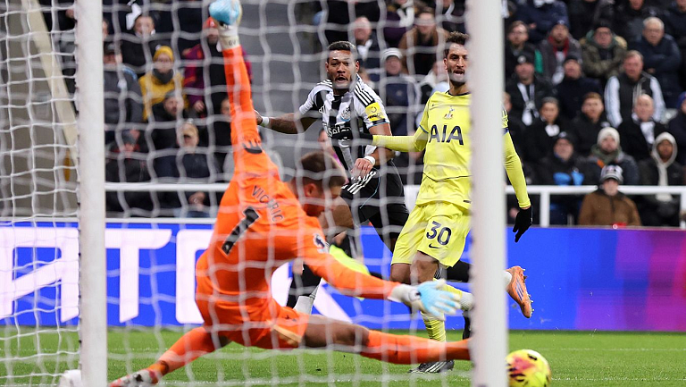 «Ньюкасл» — «Тоттенхэм»: гости вырвали ничью, забив ударом через себя