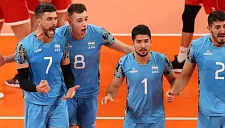 Аргентинцы вырвали победу у Финляндии на старте ЧМ-2025