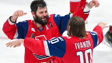 Дзюба хочет последовать примеру Радулова, продлившему контракт с «Локомотивом»