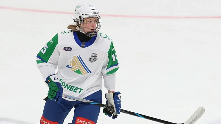 «Салават Юлаев» готов отпустить форварда Александра Жаровского в НХЛ