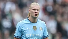 Холанд обошел Сульшера по голам в АПЛ