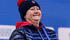 Вяльбе ответила, что лыжи и биатлон — конкурирующие, но родственные виды спорта