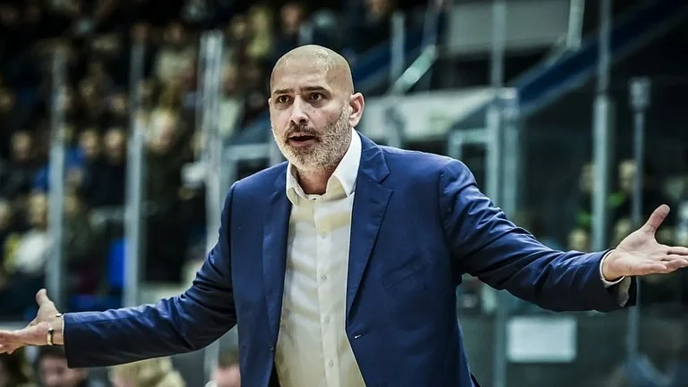 РФБ обсудит с Лукичем совмещение работы в сборной России и «Ираклисе»